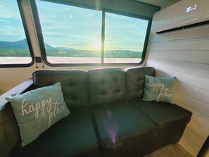 Smart-TV, Stereoanlage