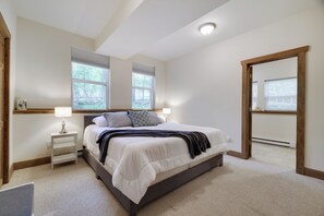 5 bedrooms, iron/ironing board, free WiFi, bed sheets