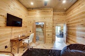 2 chambres, bureau, fer et planche à repasser, accès Internet