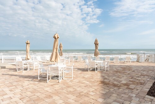 Ocean Club North C207 - beautiful ocean views!