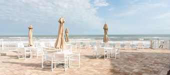 Ocean Club North C207 - beautiful ocean views!