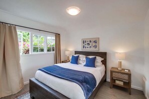 1 slaapkamer, een strijkplank/strijkijzer, gratis wifi, beddengoed