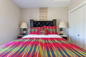 4 bedrooms, in-room safe, desk, iron/ironing board