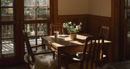 Hobart Peak Cabin w/ Jacuzzi and Wood Stove at Green Springs Inn