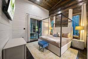 4 bedrooms, free WiFi, bed sheets