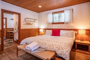 2 室のベッドルーム、デスク、アイロン / アイロン台、WiFi (無料)