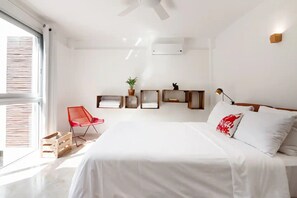 3 bedrooms, WiFi, bed sheets - 3 Bedroom Apartment with Amazing Design and a Stunning Hammock
(Tulum)
