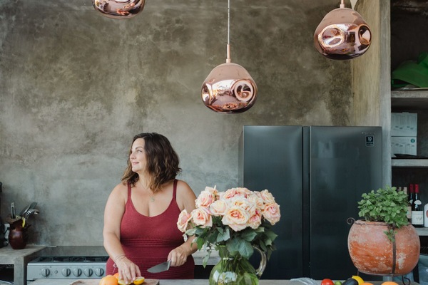 Villa exclusiva | Cocina privada | Refrigerador, tetera eléctrica, licuadora y utensilios de cocina