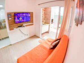 Departamento básico | Área de sala de estar | Televisión de pantalla plana