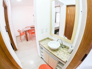 Departamento básico | Baño