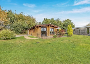 Exterior - 2 bedroom accommodation in Ellesmere (Ellesmere)