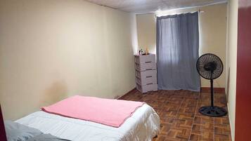 2 chambres, Wi-Fi gratuit, draps fournis
