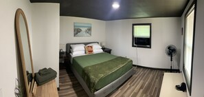 2 bedrooms, free WiFi, bed sheets - Furnished 2BR Near NAS, Hospitals & Beach - Sleeps 4, Parking Included (Pensacola)