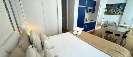 アイロン / アイロン台、インターネット、ベッドシーツ