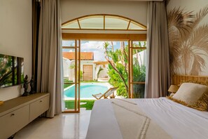 Luxury Villa | 3 bedrooms, in-room safe, desk, free WiFi - Villa Kanopi (Kerobokan)