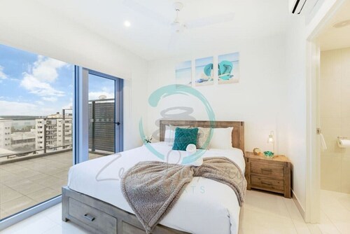 Zen Sun City - 2 BR Cozy Apt Ocean View