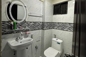 Shower, towels