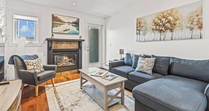 Cozy Canmore 1BR KING Condo - Fireplace, Pool/Hot Tub, Parking Walkable Location