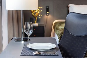 1 chambre, coffres-forts dans les chambres, bureau, Wi-Fi