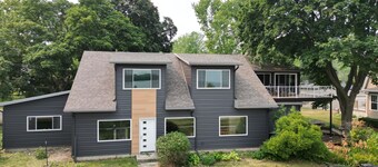 New Renovation!  Gorgeous Lake Views!  Outdoor Hot Tub, Huge open concept rooms!