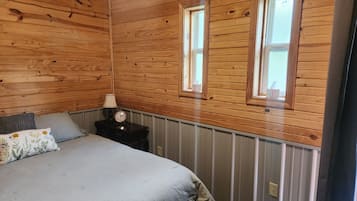 1 bedroom, iron/ironing board, bed sheets