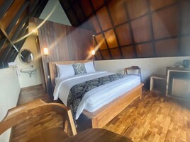 1 habitación, muebles diferentes y escritorio 