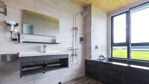 Elite Room, 2 Queen Beds, Non Smoking, Mountain View | Bathroom - New Wunuanzoo (Jiaoxi)