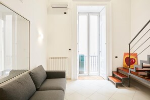 Apartment | 1 bedroom - Studio Duplex at National Museum (Naples)