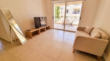 Comfort Apartment | Living area | LCD TV