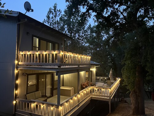 NEW Mountain Escape on Golf Course - 24mi to Yosemite