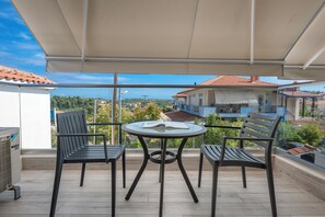 Comfort Double First Floor | Terrasse/Patio