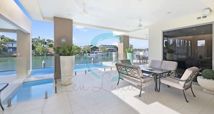 Zen Bayview Bliss - Luxury Mansion