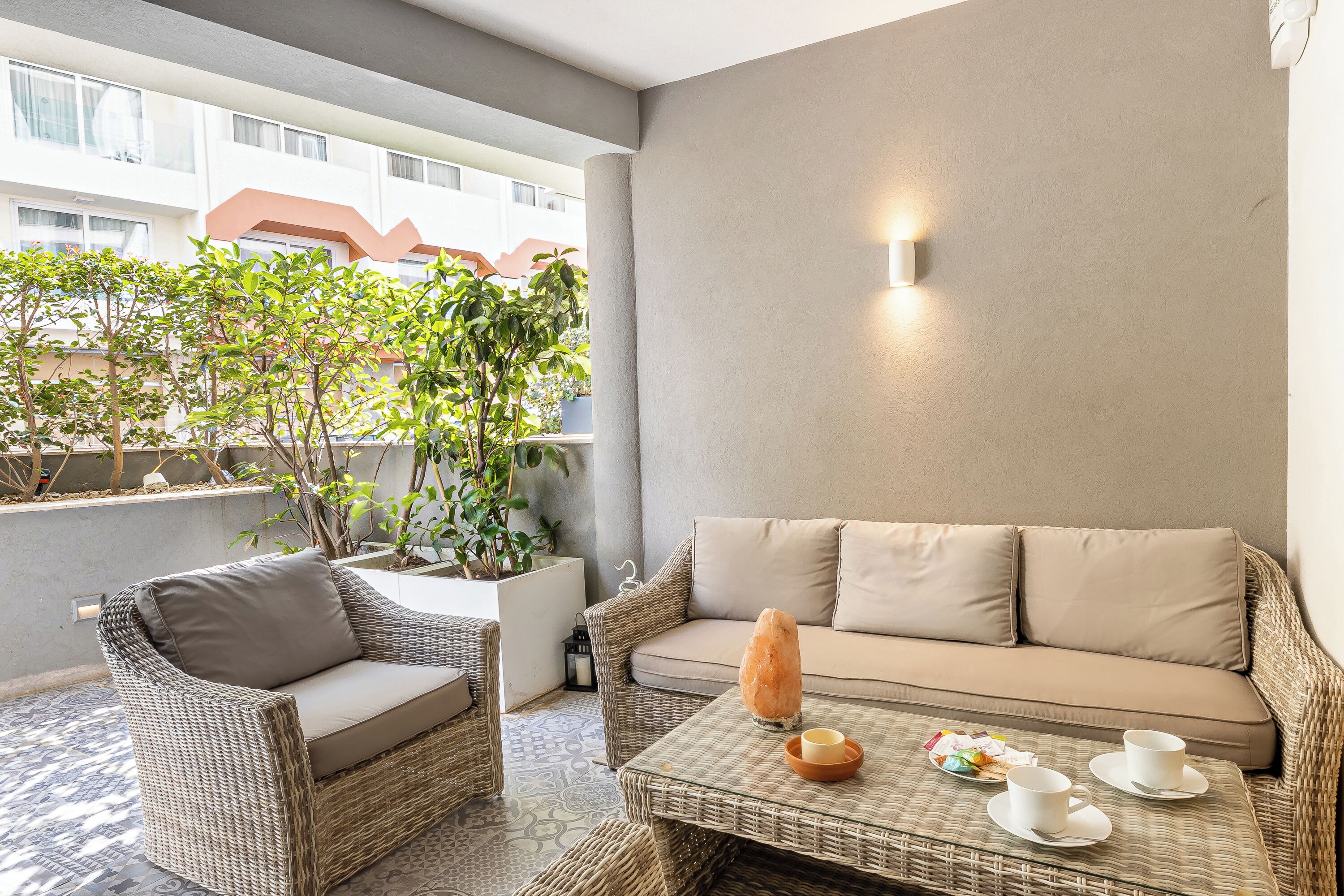 Family Apartment, Multiple Bedrooms, 2 Bathrooms (Modern Beautiful Pool And Sea Apt) | Terrace/patio