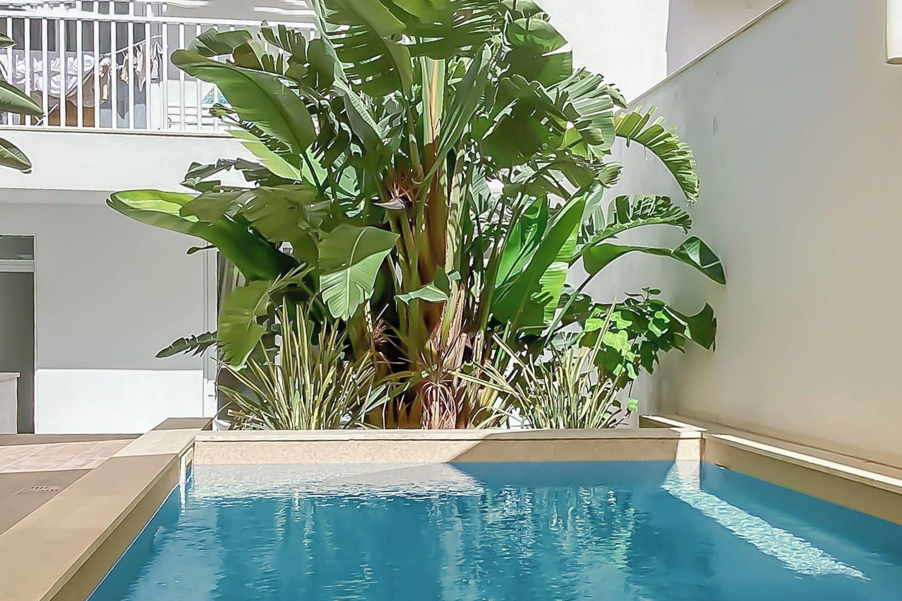 Căn hộ dành cho gia đình, nhiều phòng ngủ, 2 phòng tắm (Modern Beautiful Pool And Sea Apt) | Hồ bơi | Hồ bơi ngoài trời 