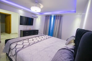 3 bedrooms, WiFi, bed sheets