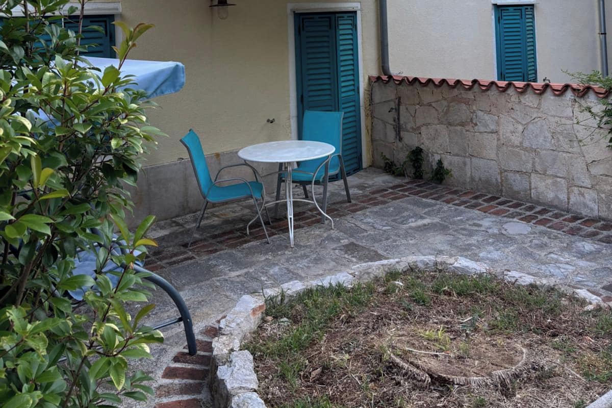 Estudio familiar (Violet Studio Apartment) | Terraza o patio