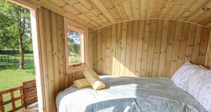 The Oak Hut