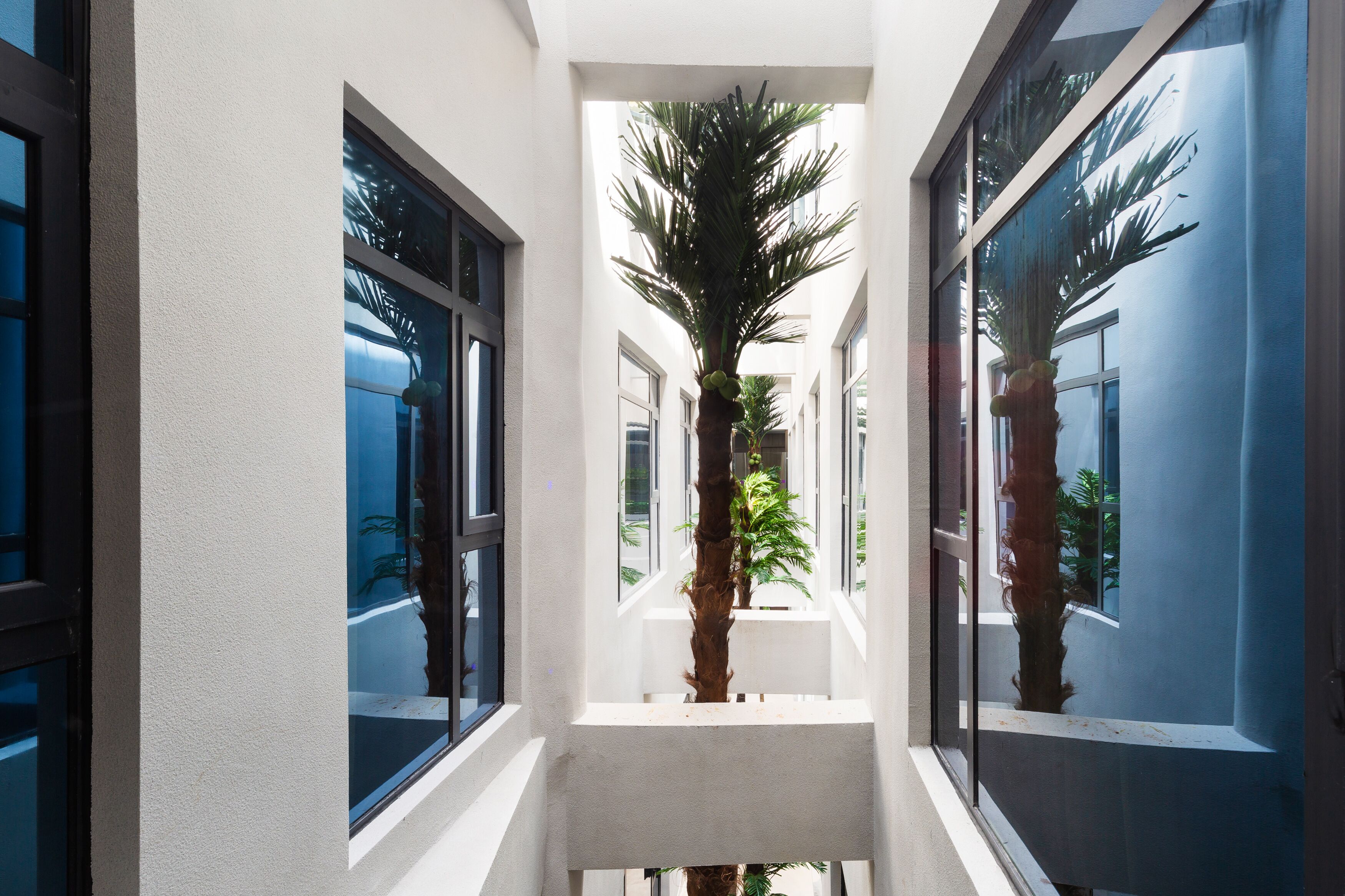 المنشأة من الخارج