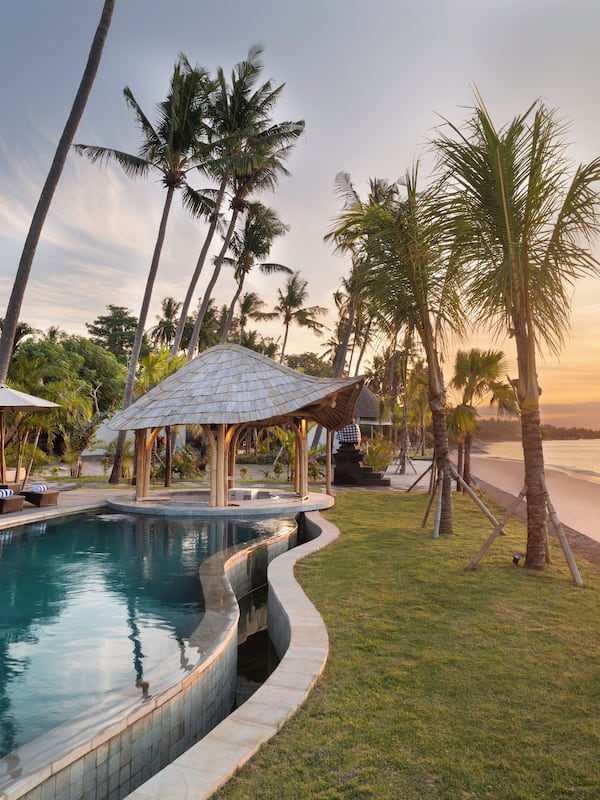 Outdoor pool, pool umbrellas