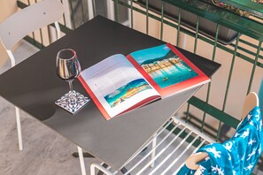 Superior-Zimmer, 1 Schlafzimmer, Nichtraucher, Stadtblick | Terrasse/Patio