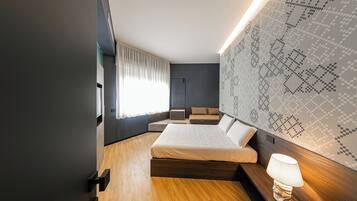 Junior-Studiosuite | 1 Schlafzimmer, Zimmersafe, individuell eingerichtet, Schreibtisch