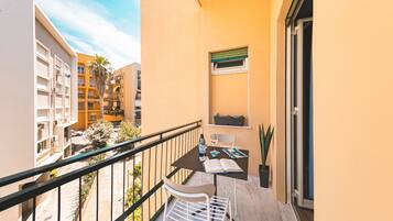 Superior-Zimmer, 1 Schlafzimmer, Nichtraucher, Gartenblick | Terrasse/Patio