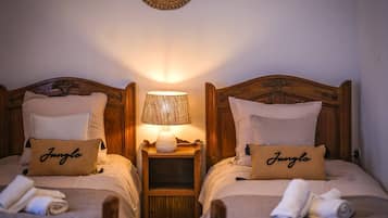 7 chambres, coffres-forts dans les chambres, fer et planche Ă  repasser