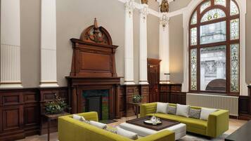 In-room safe, desk, blackout drapes, soundproofing