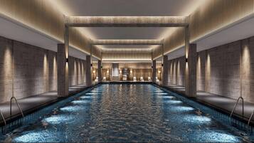 Outdoor pool, lifeguards on site