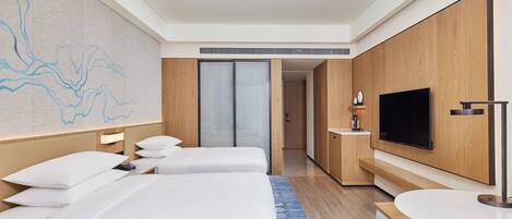 Standardzimmer, 2 Doppelbetten, Bergblick | Pillowtop-Betten, Zimmersafe, Schreibtisch, Verdunkelungsvorhänge