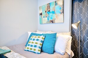 2 chambres, fer et planche à repasser, lit parapluie, Wi-Fi gratuit