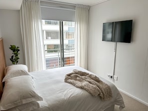 1 chambre, fer et planche Ă repasser, Wi-Fi, draps fournis