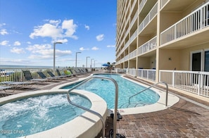 Außenpool, beheizter Pool