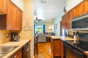 Fridge, microwave, oven, stovetop - Prime Old Town Location w/ Pool, Walk to Duval Steet | Blue Heron by AvantStay (Key West)